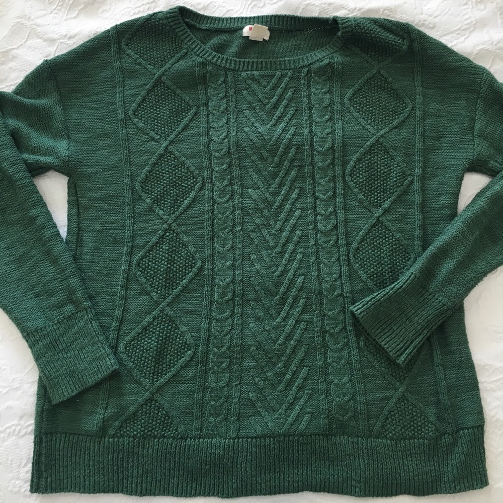 Mossimo Hunter Green Sweater. Size Large. Target.
